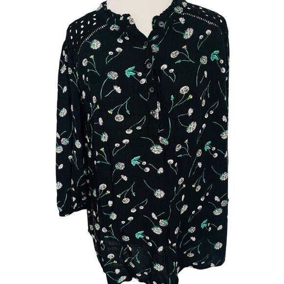 TORRID Crinkle Gauze Button-Front Floral Top size 00/ M-L/10 - Picture 6 of 13